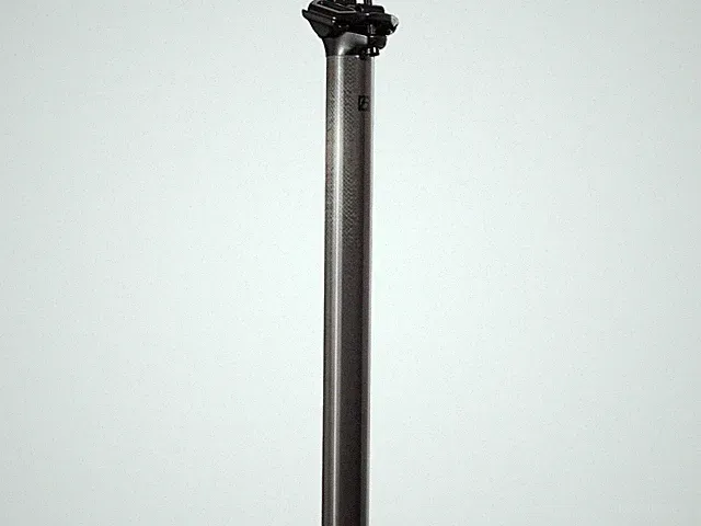 Bontrager Pro Carbon Road or Mountain Bike Seatpost, 0 Offset, 31.6mm, 400mm