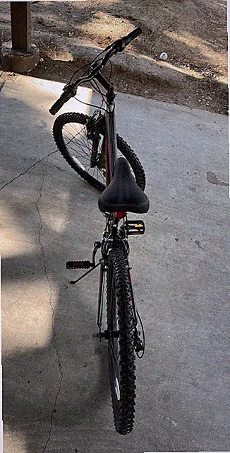 Hyper 26in Full Suspension Mountain Bike V-Brake Grip Shifter Black/Red/Gray