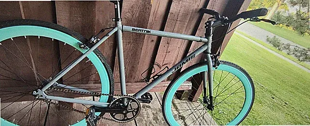 Jamis Beatnik Single Speed/Fixed Gear Bike 700C Flat Bar Rim Brakes Gray/Blue