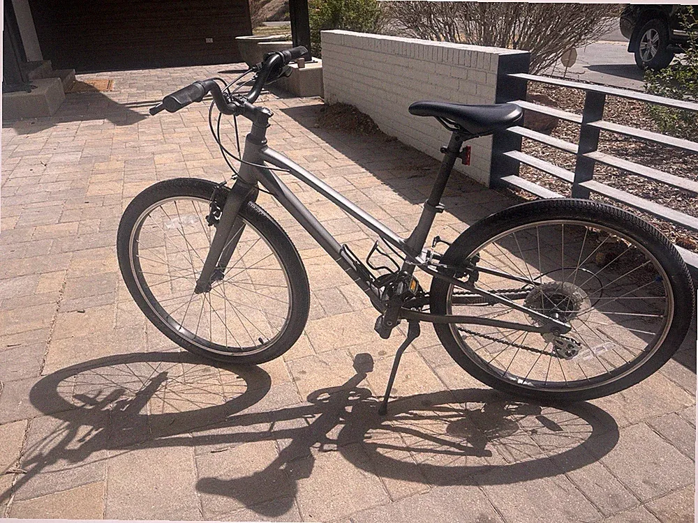Kids - Specialized Hybrid Jett Bike - AWESOME!!!