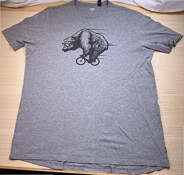 Levi's Commuter Bear on Bike Donut Wheels SS Gray T-Shirt Size XL Iconic