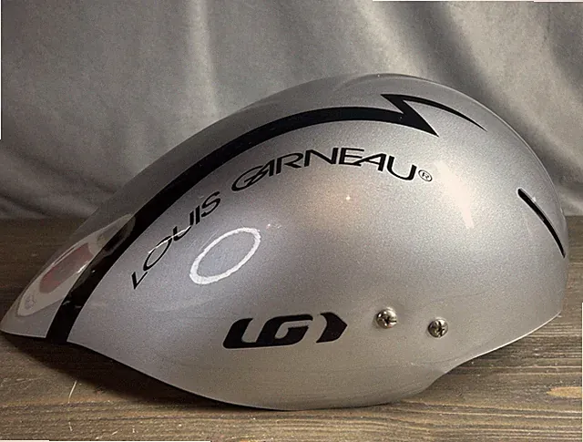 Louis Garneau Rocket Triathlon Helmet Size Medium 56-59 Cm Cycling Silver Black