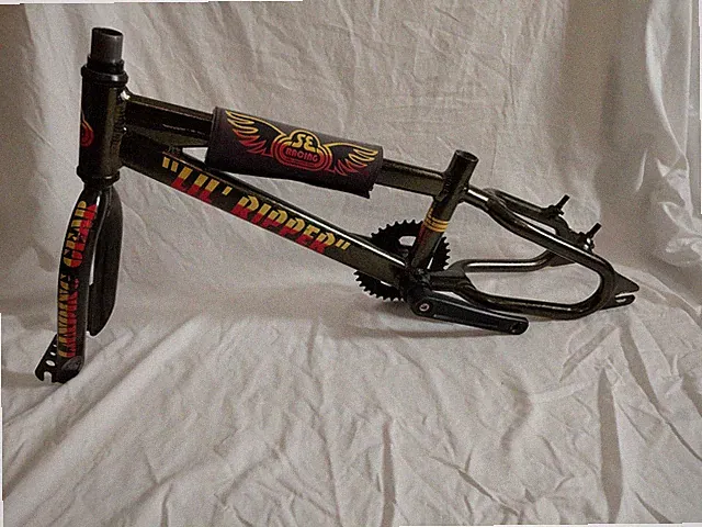 SE Lil Ripper 16" BMX Frame & Fork With 3-Piece Crank