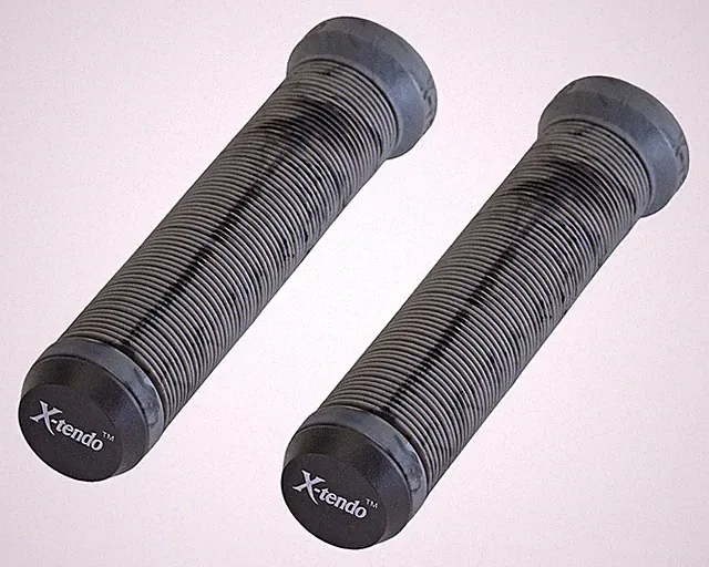 XTENDO Softie Bicycle Grips Flangeless Comfort Design for BMX MTB & Scooters.